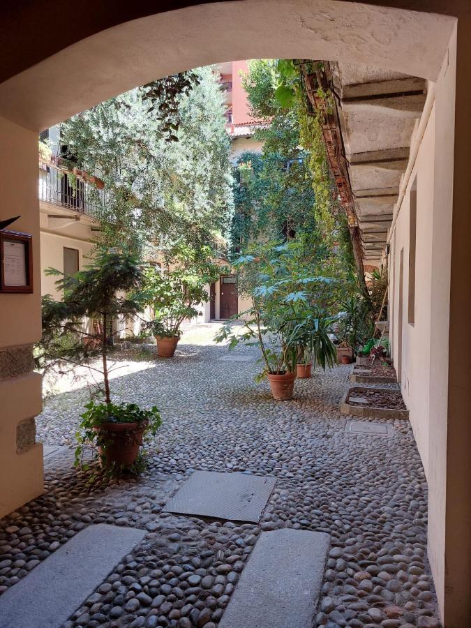 ミラノNaviglio Houseアパートメント エクステリア 写真